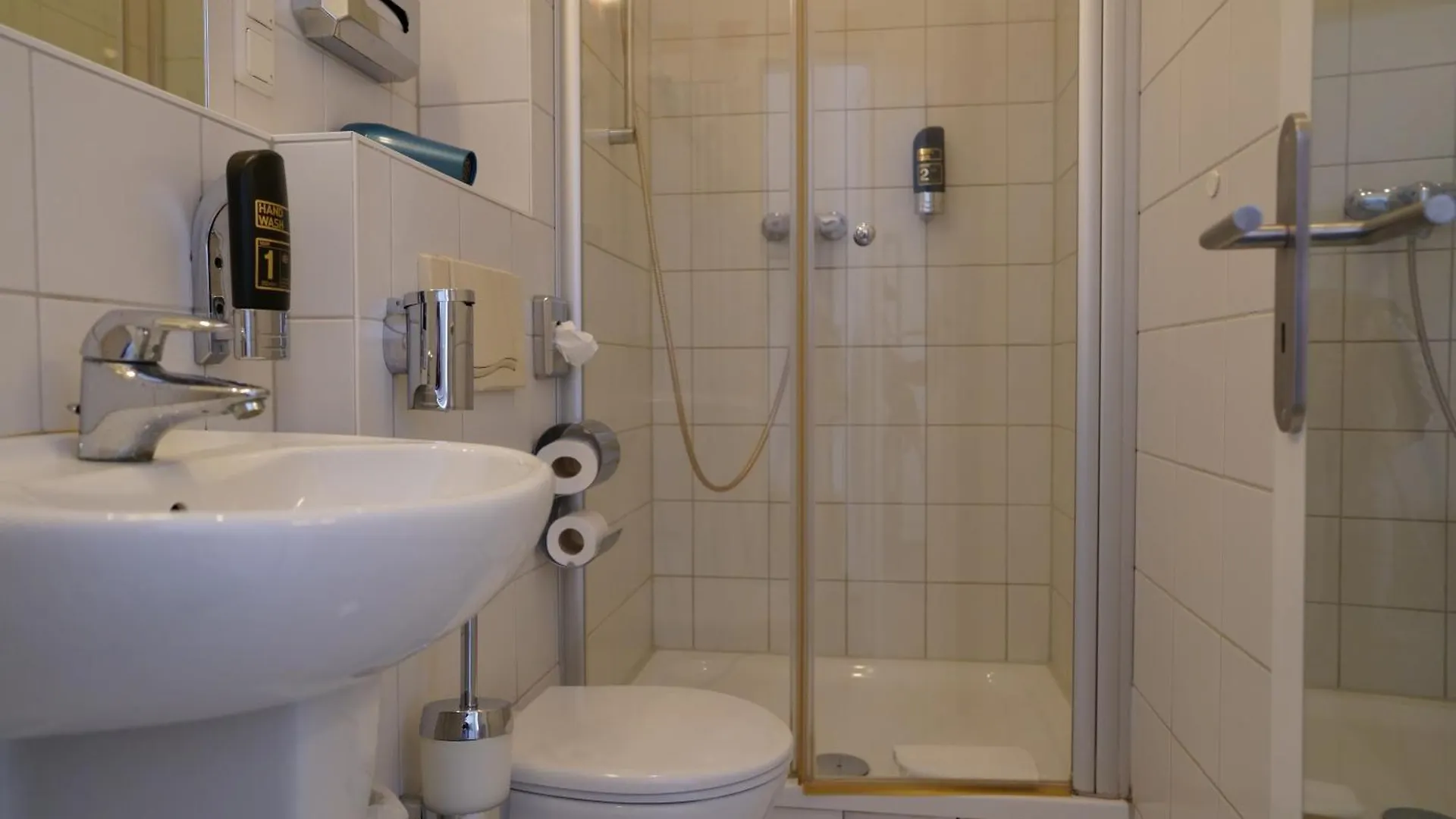 Hotel Ambert Berlin 3*,