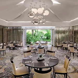 Hilton Park 4* München