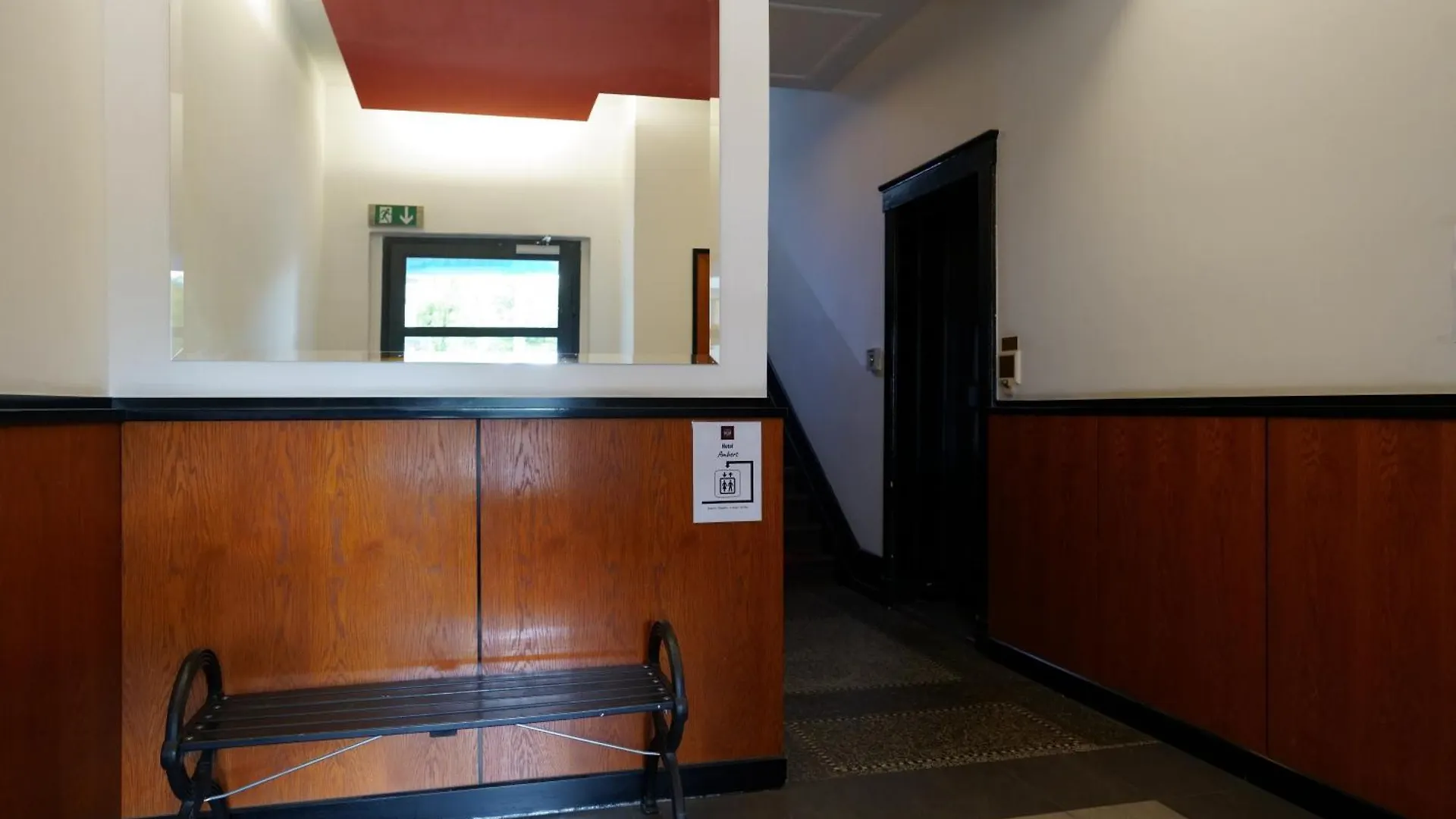Hotel Ambert Berlin 3*,